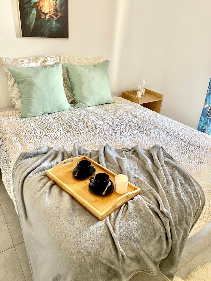 Luxurious Flat At 5 Min By Walk To Monaco, Free Parking And Sea View Apartment Beausoleil Luaran gambar